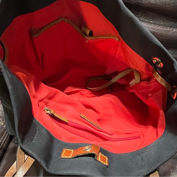Dooney and Bourke  Nylon Shopper pre-owned - Picture 4 of 5